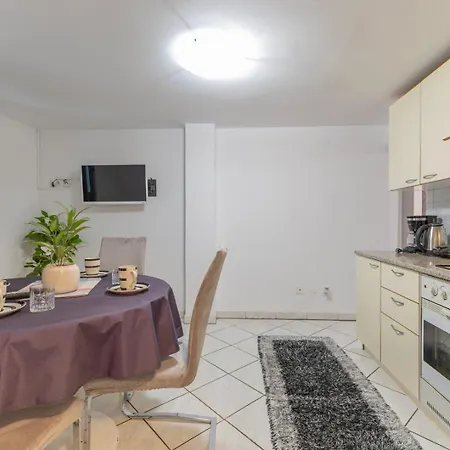 Aida Гостевой дом 3*